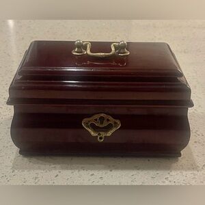 Elegant Brown Jewelry Box
